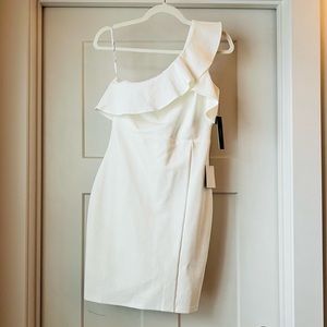Lulu’s white dress. Size small.